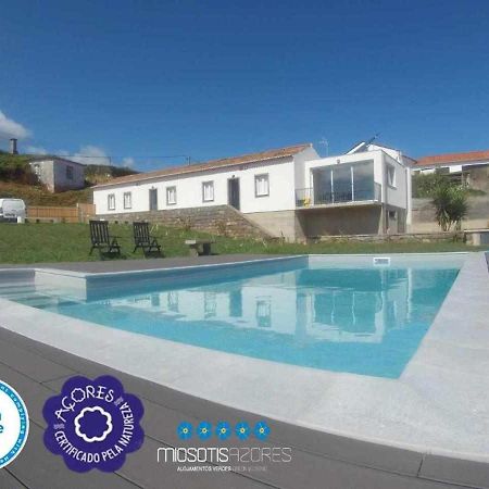Casas do Forneiro O Horizonte Casa familiar com piscina e vista sublime Nordeste (Azores) Exterior foto